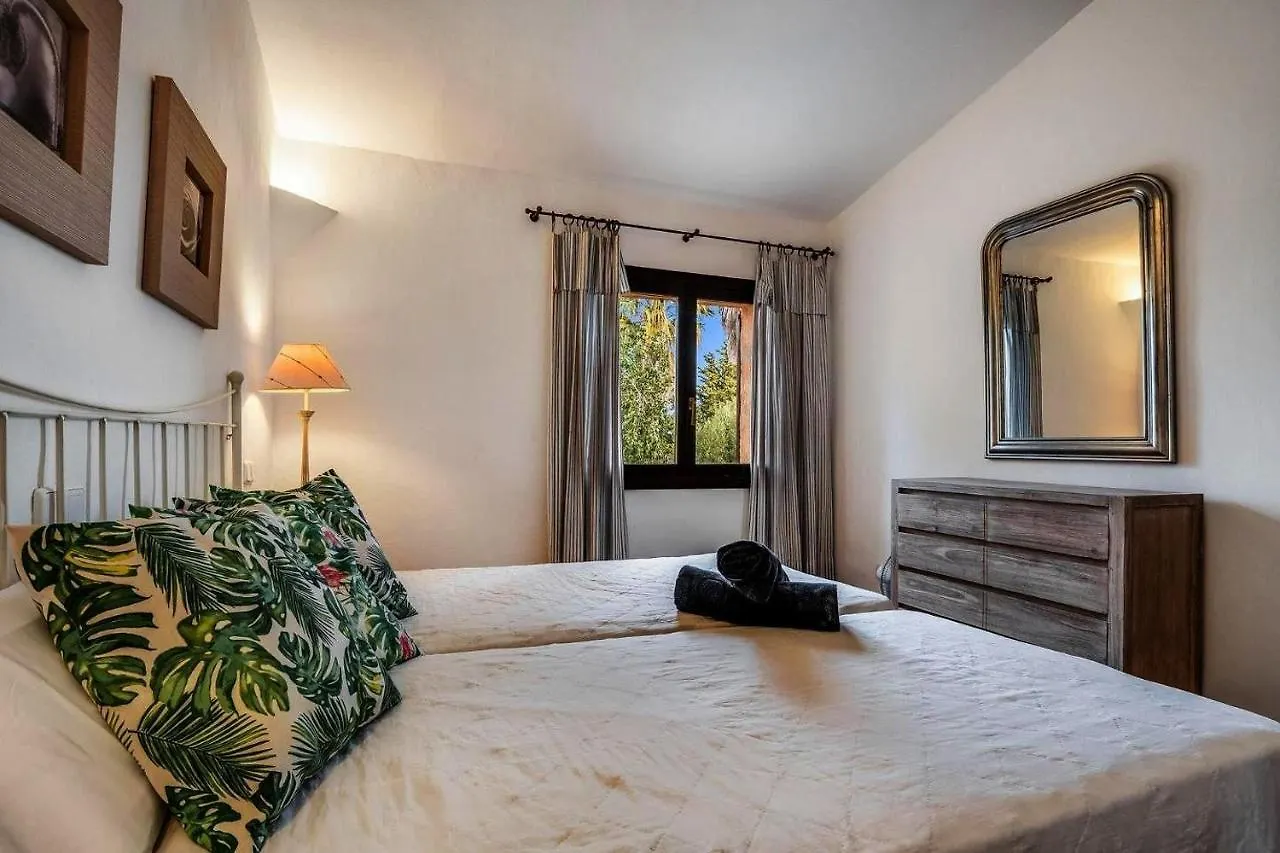 Prázdninový dům Finca Can Moleta Cala Mandia